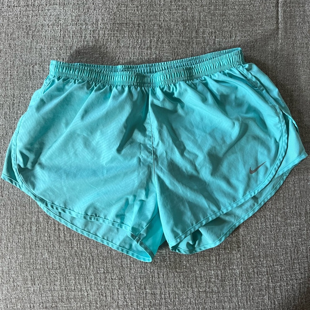 Women’s Nike Tempo Dri-FIT running shorts (Turquoise Blue)